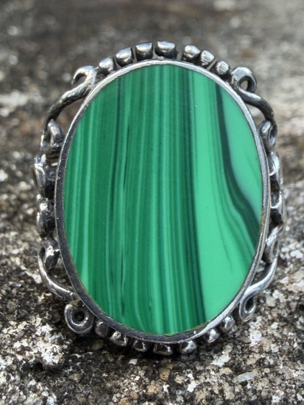 VTG 925 Sterling Silver Malachite Oval Filigree Statement Ring 7 Cocktail Scroll